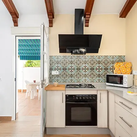 Appartamento En La Playa Con Terraza