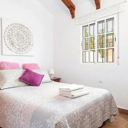 En La Playa Con Terraza Апартаменти